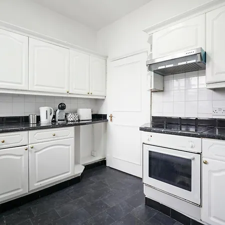 Elegant 2-bedroom In Prime Marble Arch 23gm לונדון