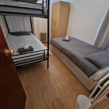 Cosy In Guest house *