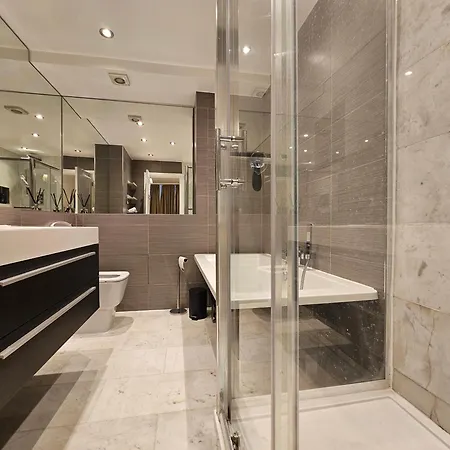 Apartment Luxury 2 Bedroom London