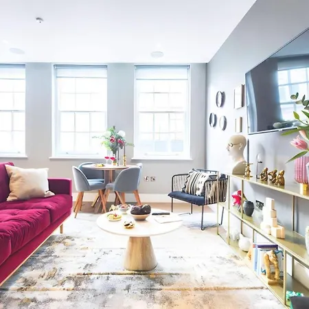 Soho Living - Elegant In The Heart Of Theatreland London
