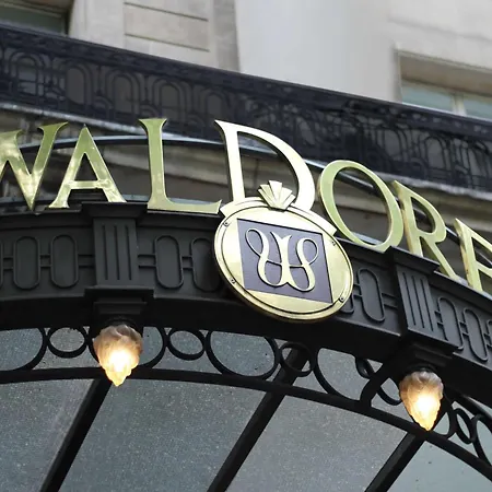 The Waldorf Hilton 4*