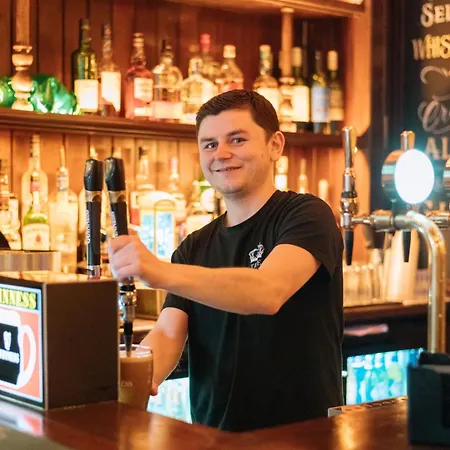 The Crown Pub & Guest house 4*