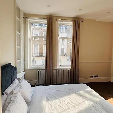 Apartment Hyde Park 3 Bedroom Flat