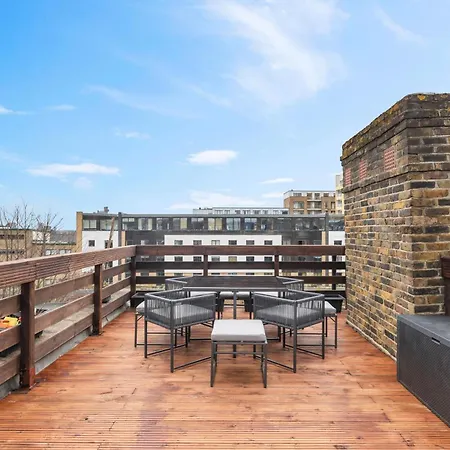 Modern 3br In London, Huge Terrace & Sleeps 10 * 런던