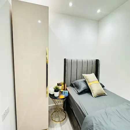 Bricklane Hotel