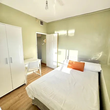 דירה Stylish 4 Bed Kings Cross לונדון