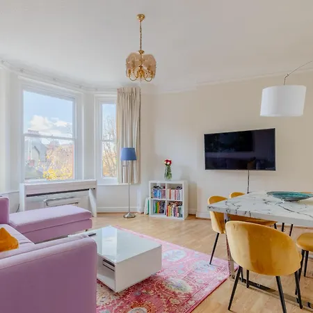 Apartmán Tasteful 2bd Flat In Listed Building Maida Vale