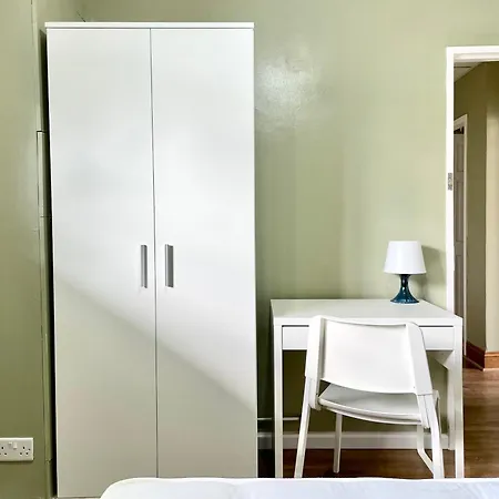 Stylish 4 Bed Kings Cross לונדון