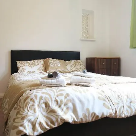 Oyo Ellipse Hotel Whetstone