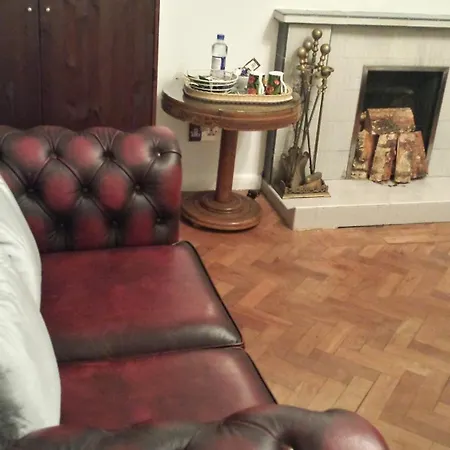 Hotel Oyo Ellipse 2*