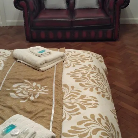 Hotel Oyo Ellipse