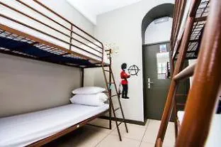 Auberge de jeunesse Rest Up