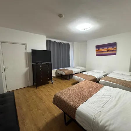 安瓦尔旅馆 2* 伦敦