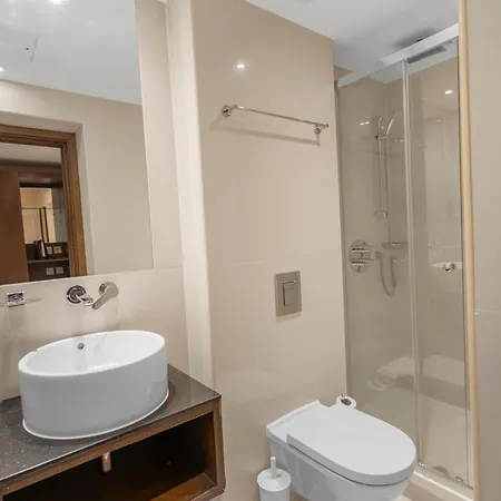 Lha Paddington Hostel