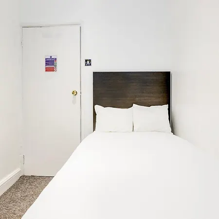 Shelton Hotel, Finsbury Park 3*