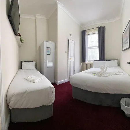 Hotel Oban Victoria London