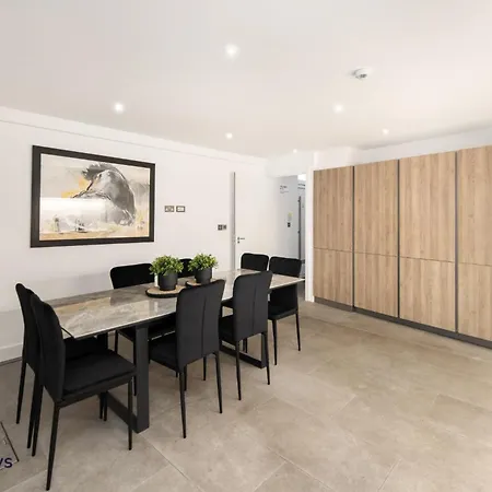 5 Mins Walk To Bond Street, Marylebone Mews * London