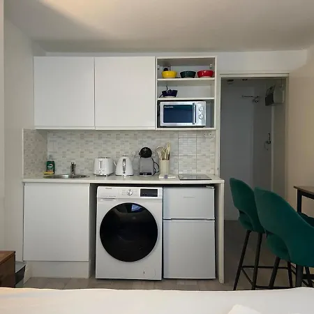 Apartment Superior Flat In The Centre