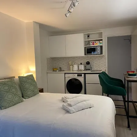Apartment Superior Flat In The Centre *