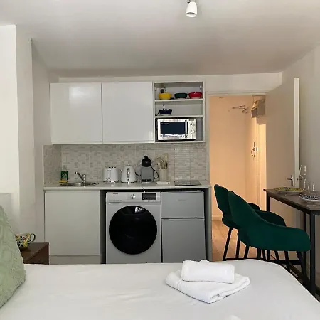 Apartment Superior Flat In The Centre *