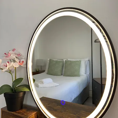 Superior Flat In The Centre Apartment London
