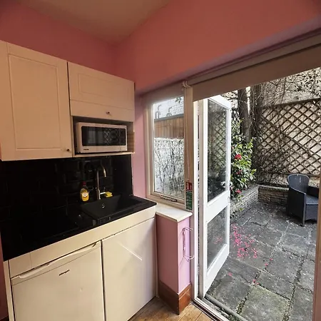 Bed & Breakfast Inverness Terrace London