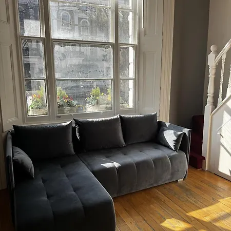Inverness Terrace London
