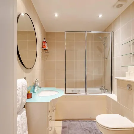 Large Modern Penthouse - 4 Beds 3 Baths By Tower Bridge * London