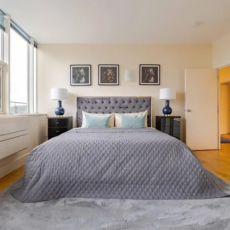Large Modern Penthouse - 4 Beds 3 Baths By Tower Bridge