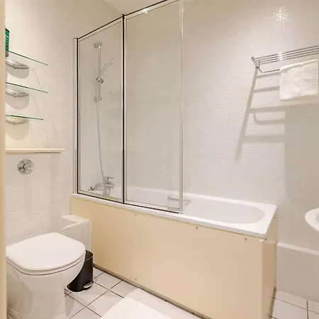 Large Modern Penthouse - 4 Beds 3 Baths By Tower Bridge London