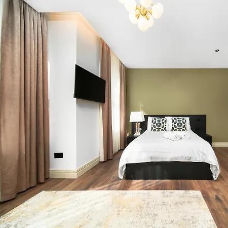 The Turrets, Willesden Apartment