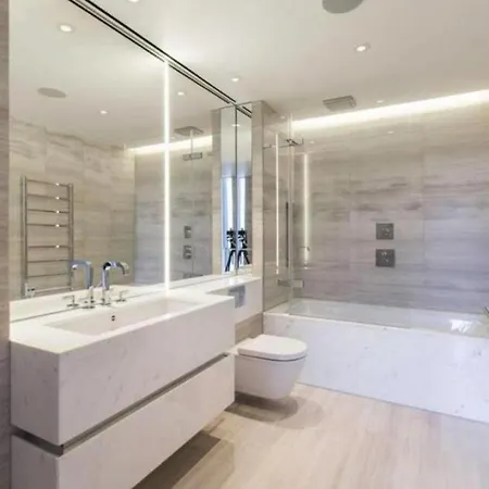 Large Modern Penthouse - 4 Beds 3 Baths By Tower Bridge * London