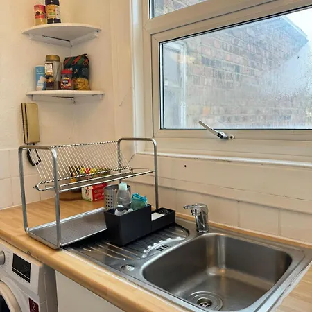 Comfy & Well-located 2br - Walthamstow * לונדון
