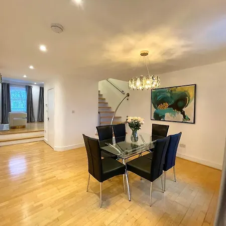 The Aurelia By Harrods Apartment London