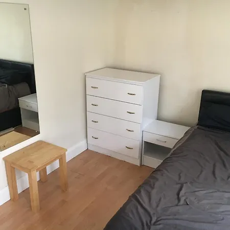 Newham Guest house London