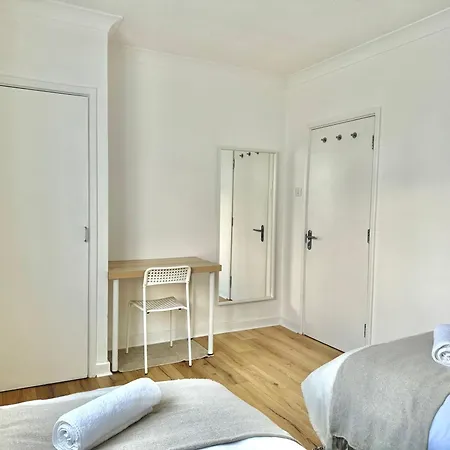 Your Cosy Get-away 5 Minutes From Canning Town Station, Near Excel & O2