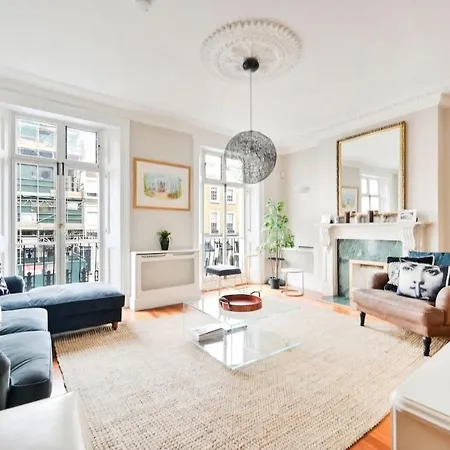 5 Bedrooms House In Chelsea Apartment *