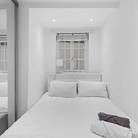 Londwell, Sloane Square & Belgravia Private Terrace Boutique