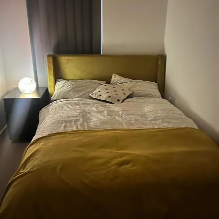 Lovely Flat By Chelsea Harbour *