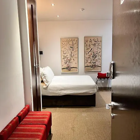 Boutique For Two 105 Apartment London