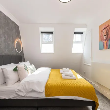 Сasa de vacaciones Cute 2 Bedroom House - 10 Min Walk To Woolwich Dlr & Elizabeth Line - Netflix - Espresso Machine