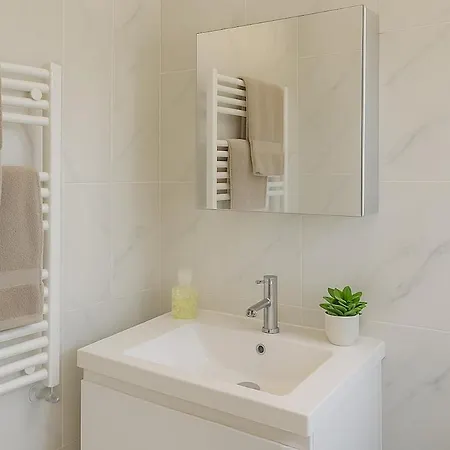 Apartment Spacious 3 Bed Kings Road Sw6