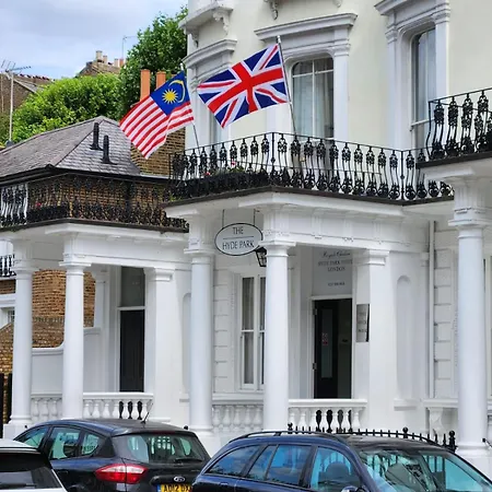 The Royale Chulan Hyde Park Hotel 3*