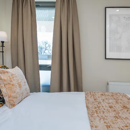The Angel Residence, Sleeps 4 London