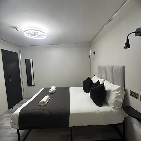 Inverness Terrace Bed & Breakfast London