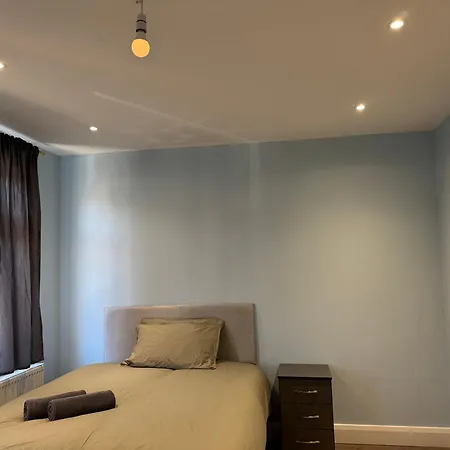 Apartment Serviced