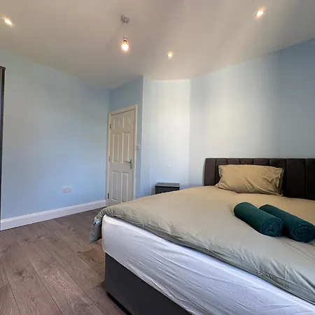 Apartment Serviced *