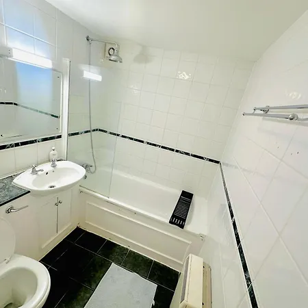 Lejlighed Notting Hill 2 Bedroom Cosy