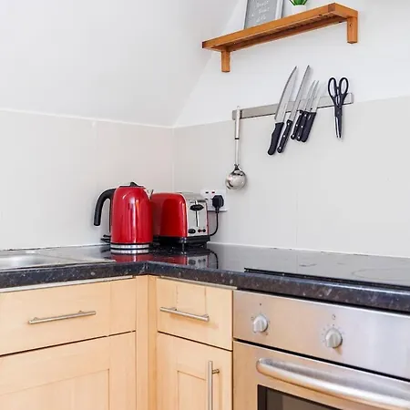 Colourful And Cozy Near Station - New Cross - Goldsmith Apartman London