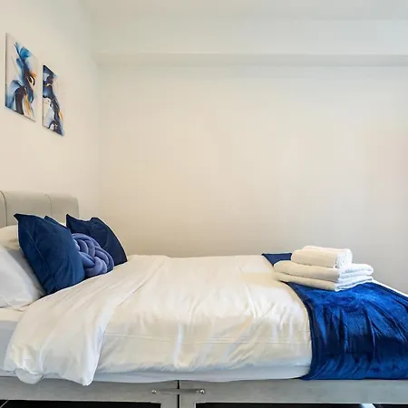 Stylish 2-bed Flat In The Heart Of West Hampstead *